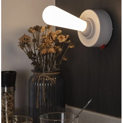 Luminária LED Elegante - Portátil e Ajustável para Leitura & Decoração